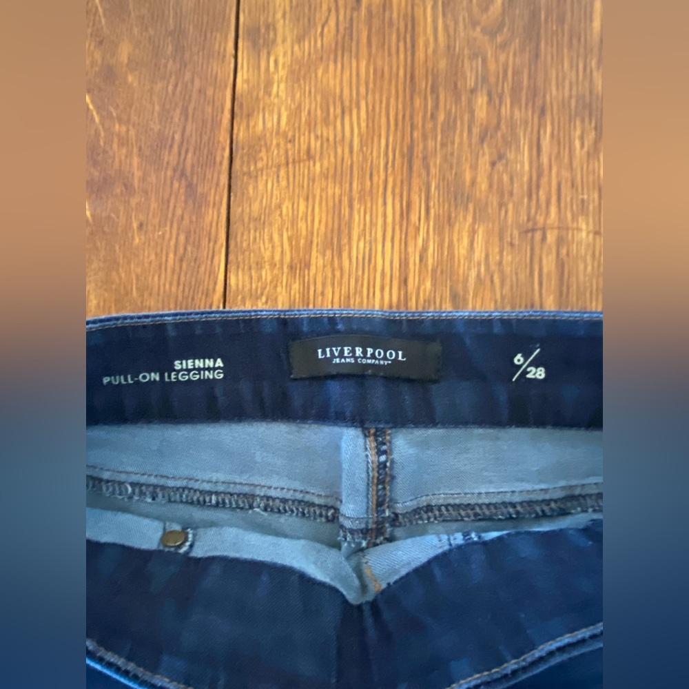 Liverpool Pull-on Skinny Denim - Picture 2 of 6